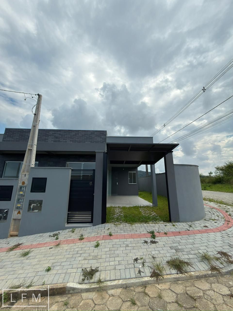 Casa com 2 Dormitórios à venda, 70 m² por R$ 450.000,00 Casa com 2 Dormitórios à venda, 70 m² por R$ 450.000,00