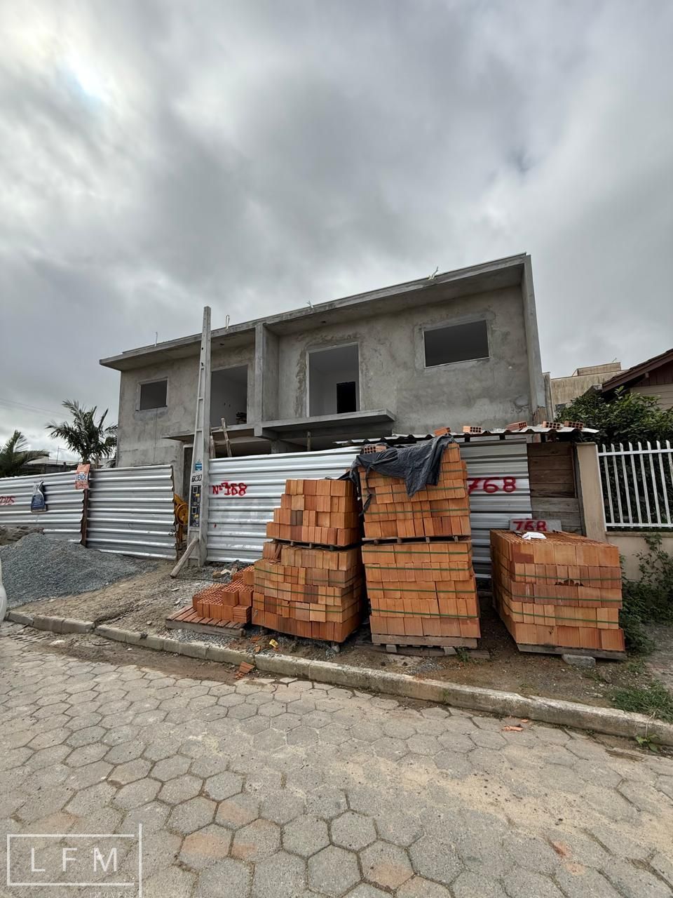 Sobrado à venda com 3 quartos, 115m² - Foto 4