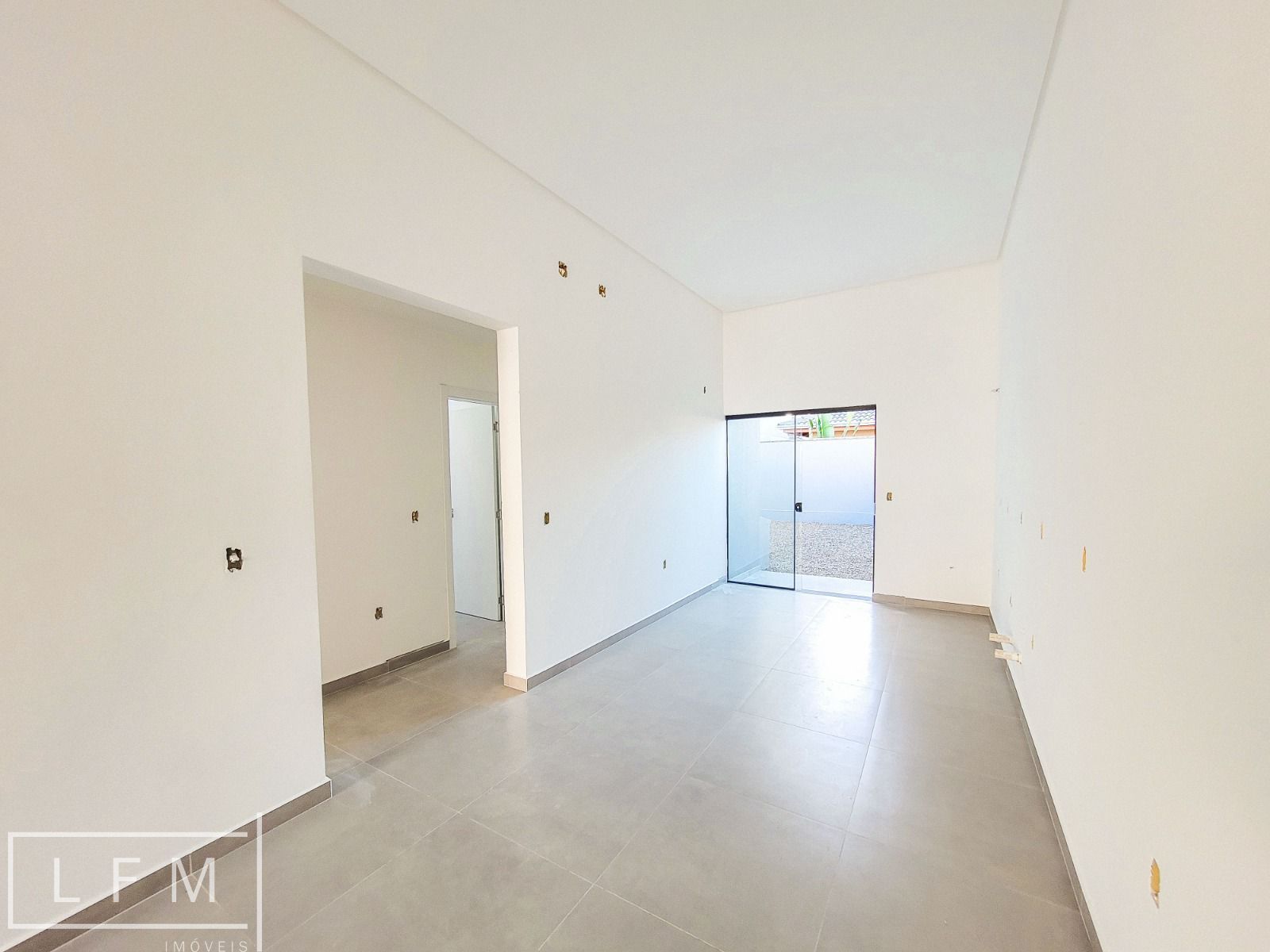 Casa à venda com 2 quartos, 81m² - Foto 5