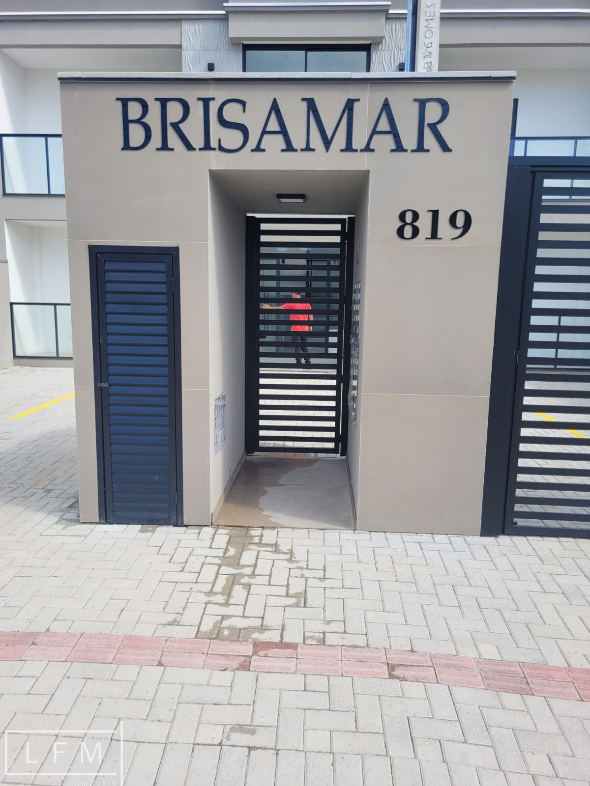 Apartamento à venda com 3 quartos, 82m² - Foto 3