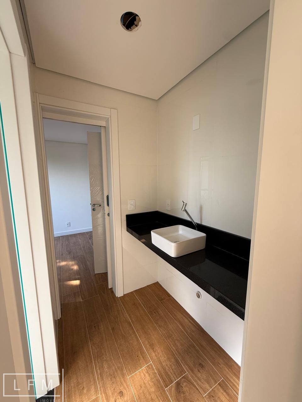 Apartamento à venda com 3 quartos, 82m² - Foto 17