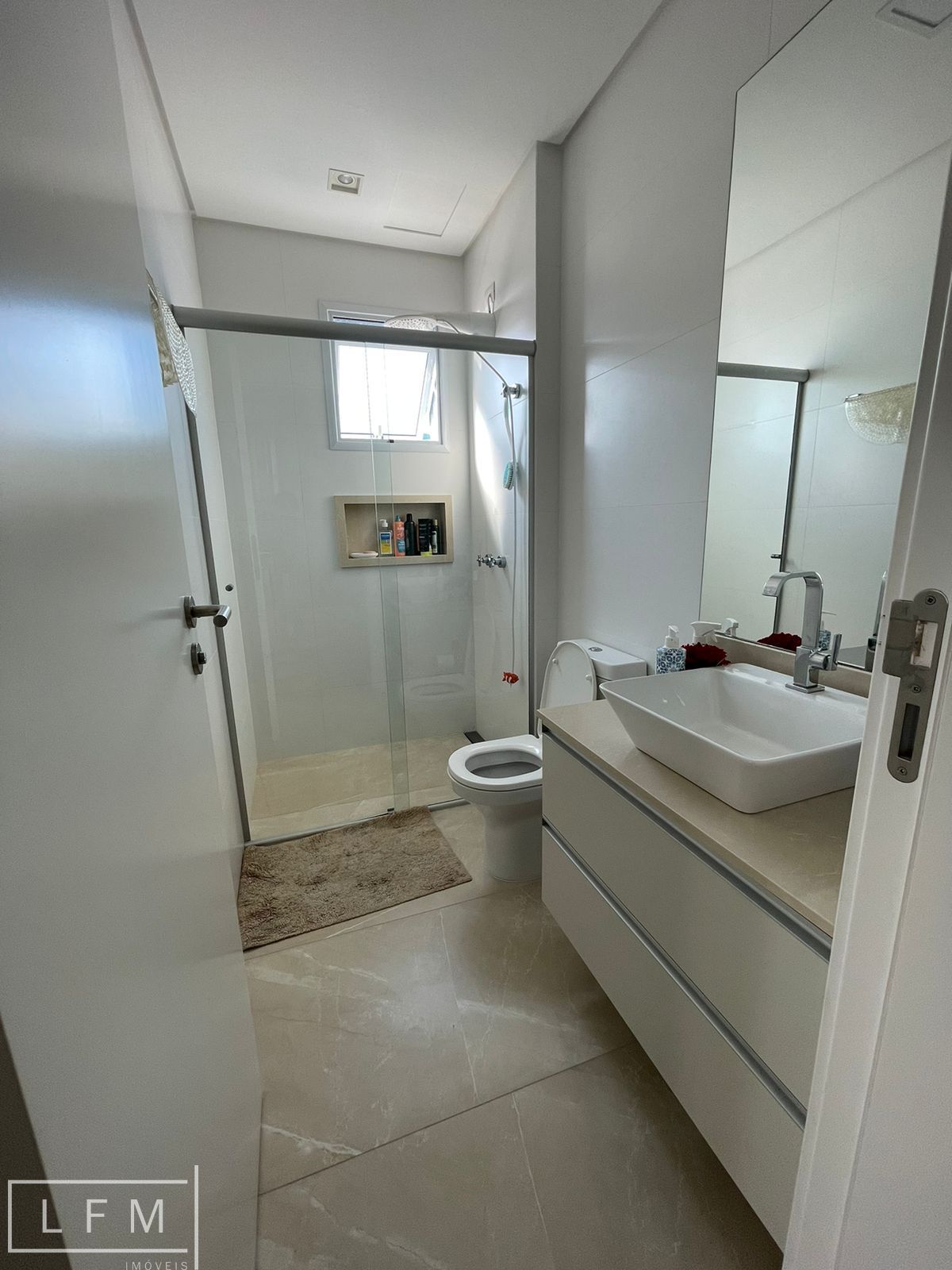 Apartamento à venda com 3 quartos, 115m² - Foto 28