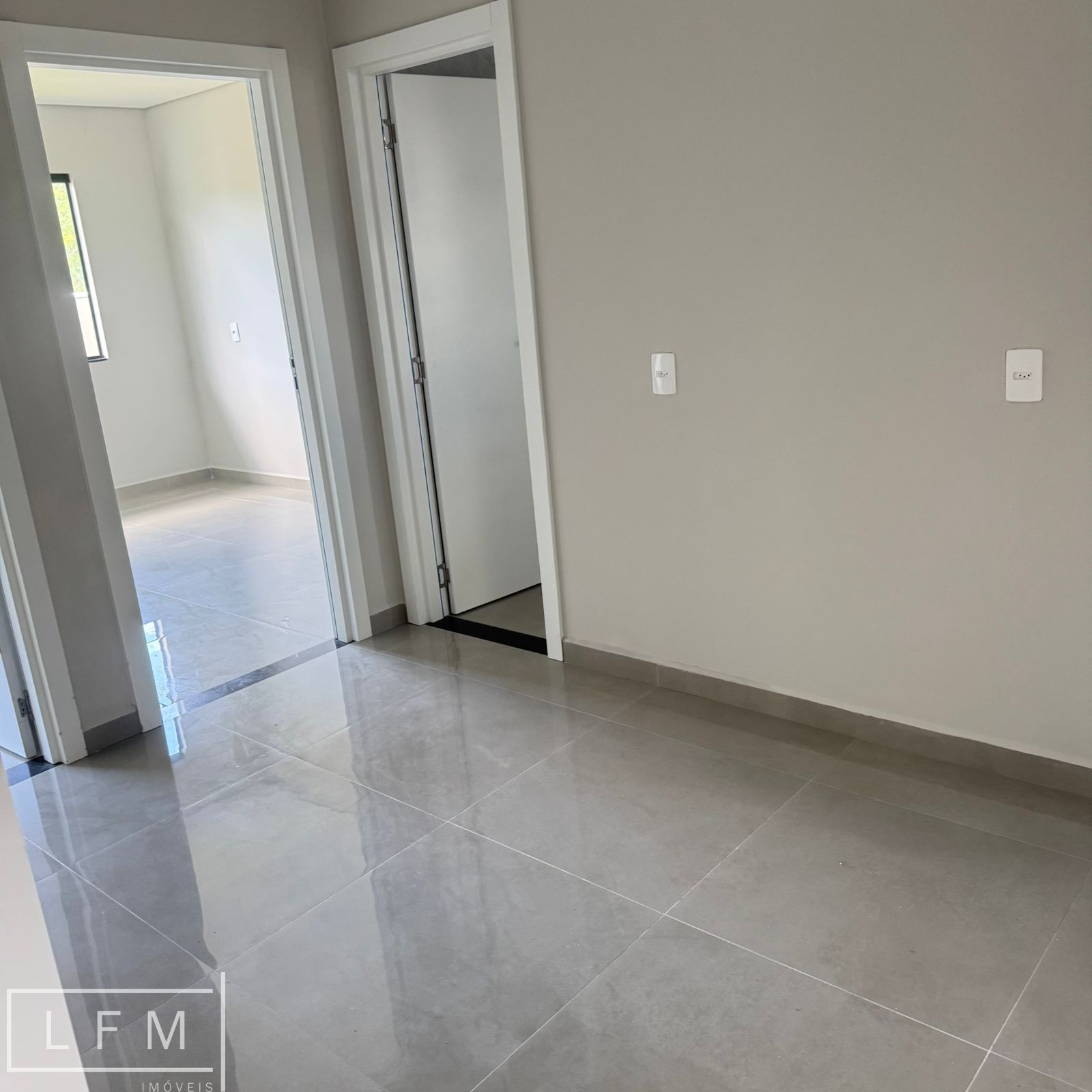 Casa à venda com 3 quartos, 200m² - Foto 31