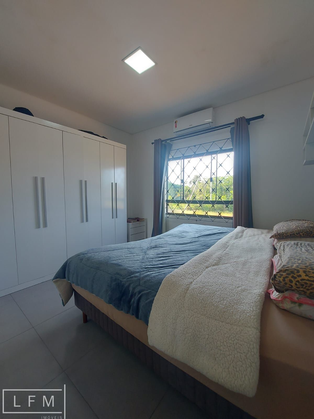 Apartamento à venda com 2 quartos, 70m² - Foto 16