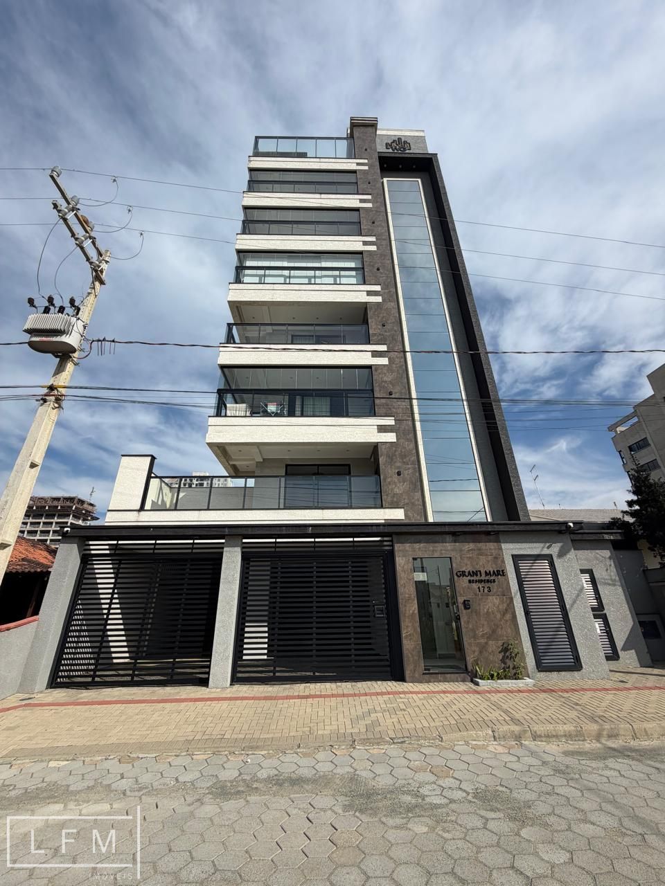 Apartamento, 3 quartos, 210 m² - Foto 1