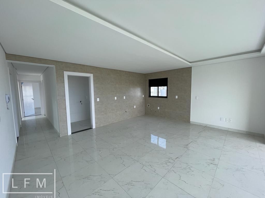 Apartamento à venda com 3 quartos, 125m² - Foto 14