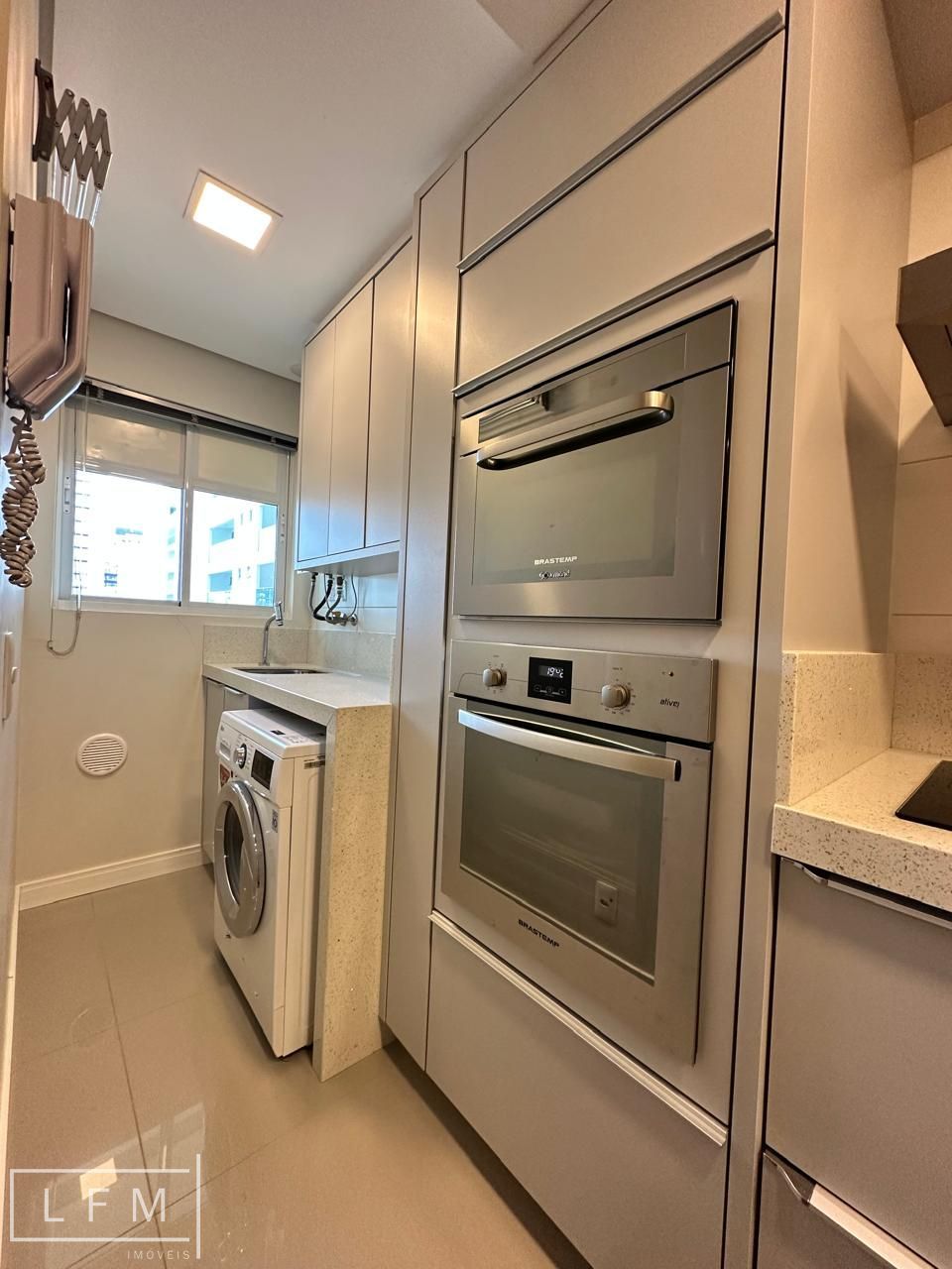 Apartamento mobiliado em home club