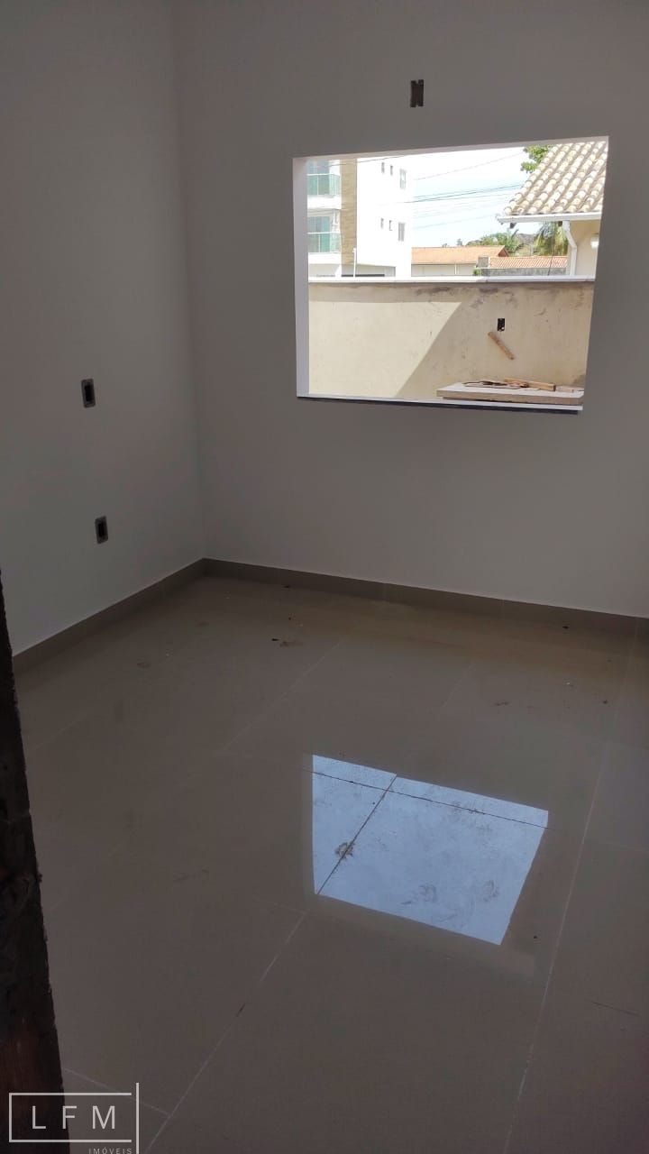 Casa à venda com 3 quartos, 99m² - Foto 12