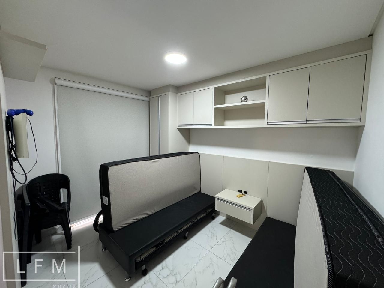 Apartamento à venda com 3 quartos, 161m² - Foto 19