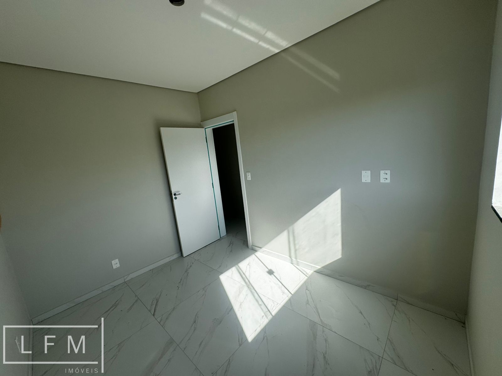 Apartamento perto da praia em barra velha sc