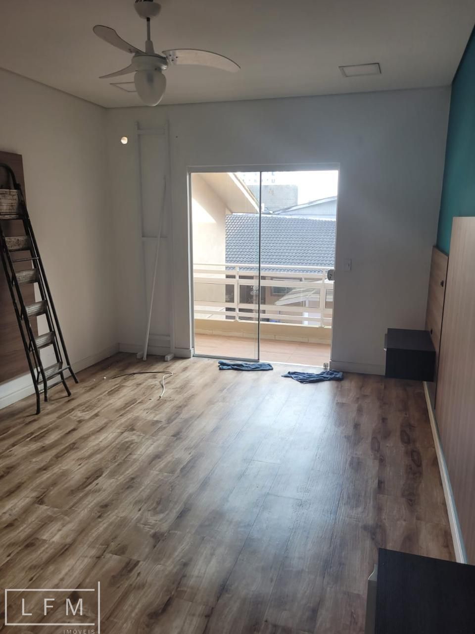 Casa à venda com 3 quartos, 300m² - Foto 29