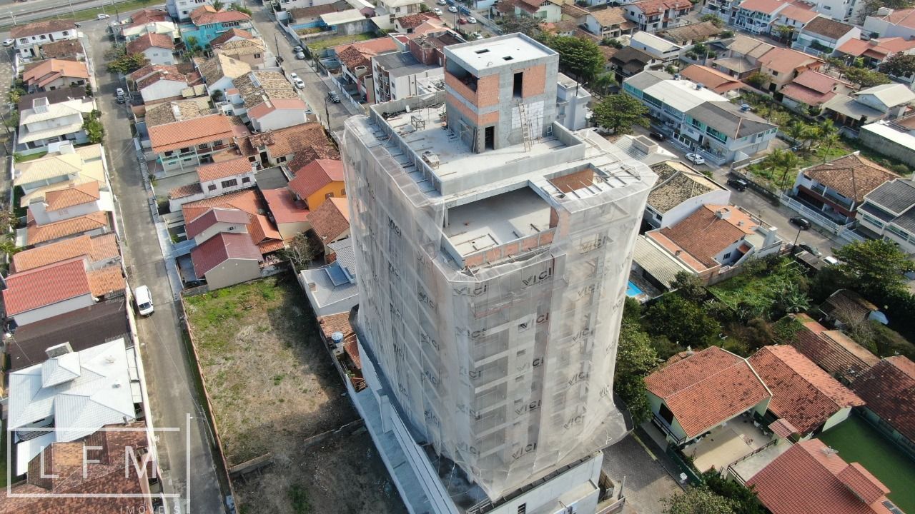 Apartamento à venda com 3 quartos, 151m² - Foto 5