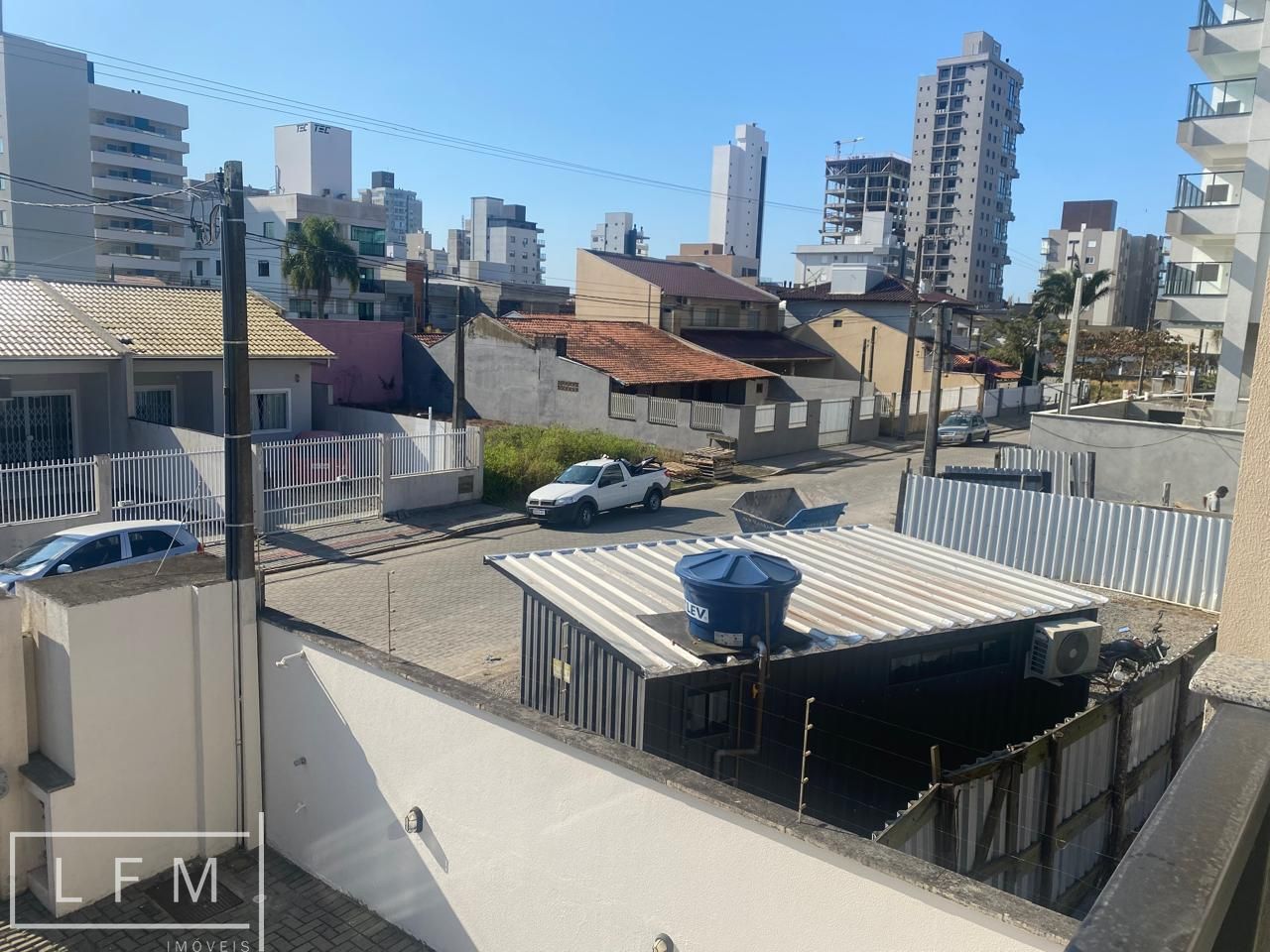 Apartamento para alugar com 2 quartos, 70m² - Foto 4