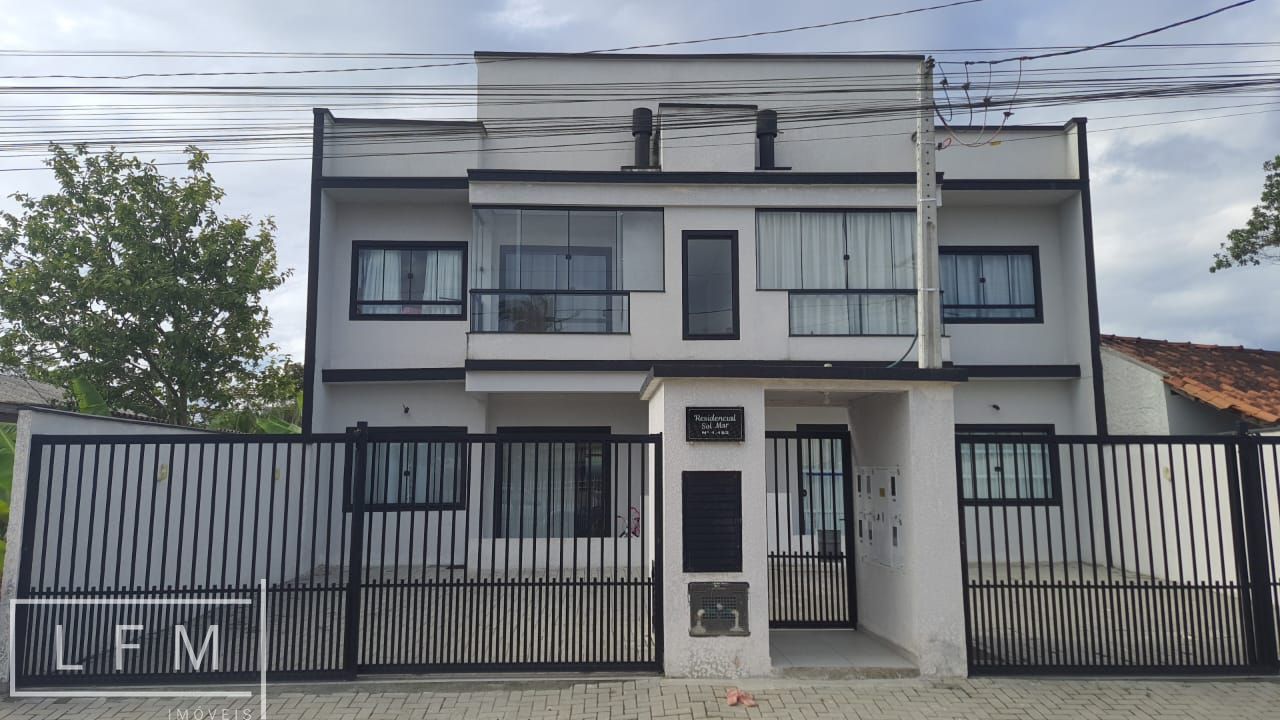 Apartamento  venda  no Itacolomi - Balnerio Piarras, SC. Imveis