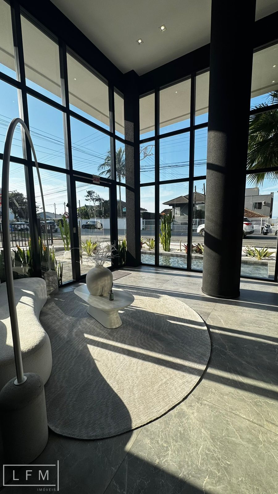 Apartamento, 3 quartos, 140 m² - Foto 2