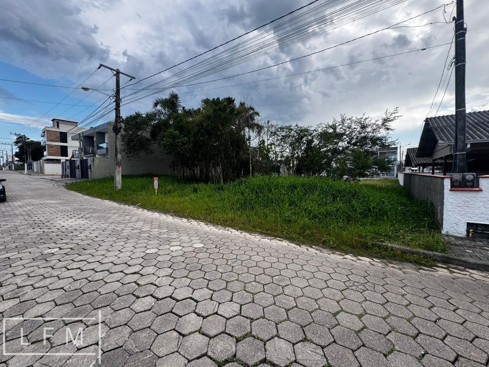 Terreno área para venda em Balneário Piçarras Sc