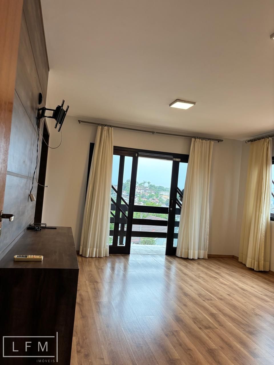 Casa, 4 quartos, 210 m² - Foto 36