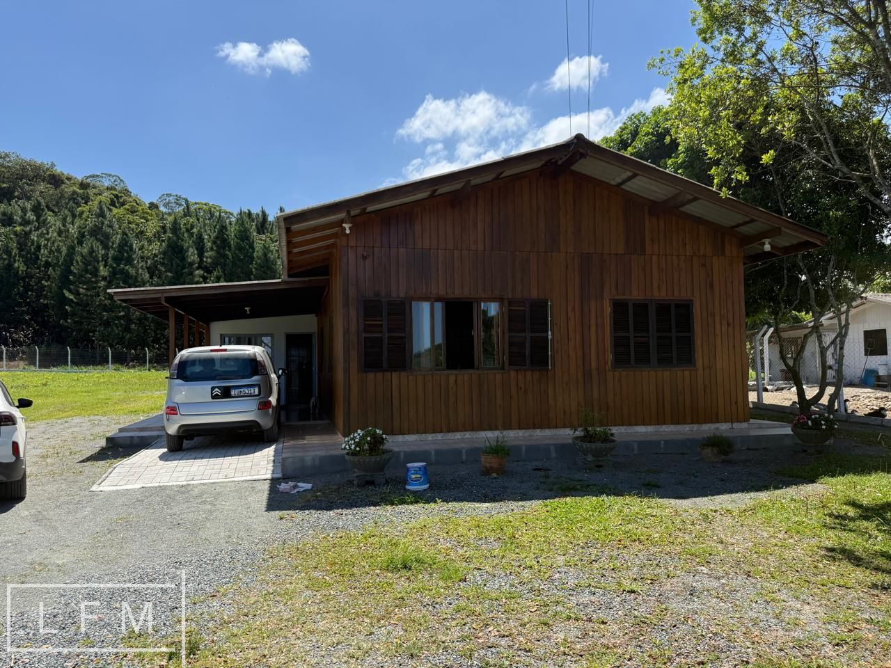Fazenda/sítio/chácara/haras com 1 Dormitórios à venda, 7.000 m² por R$ 1.100.000,00 Fazenda/sítio/chácara/haras com 1 Dormitórios à venda, 7.000 m² por R$ 1.100.000,00