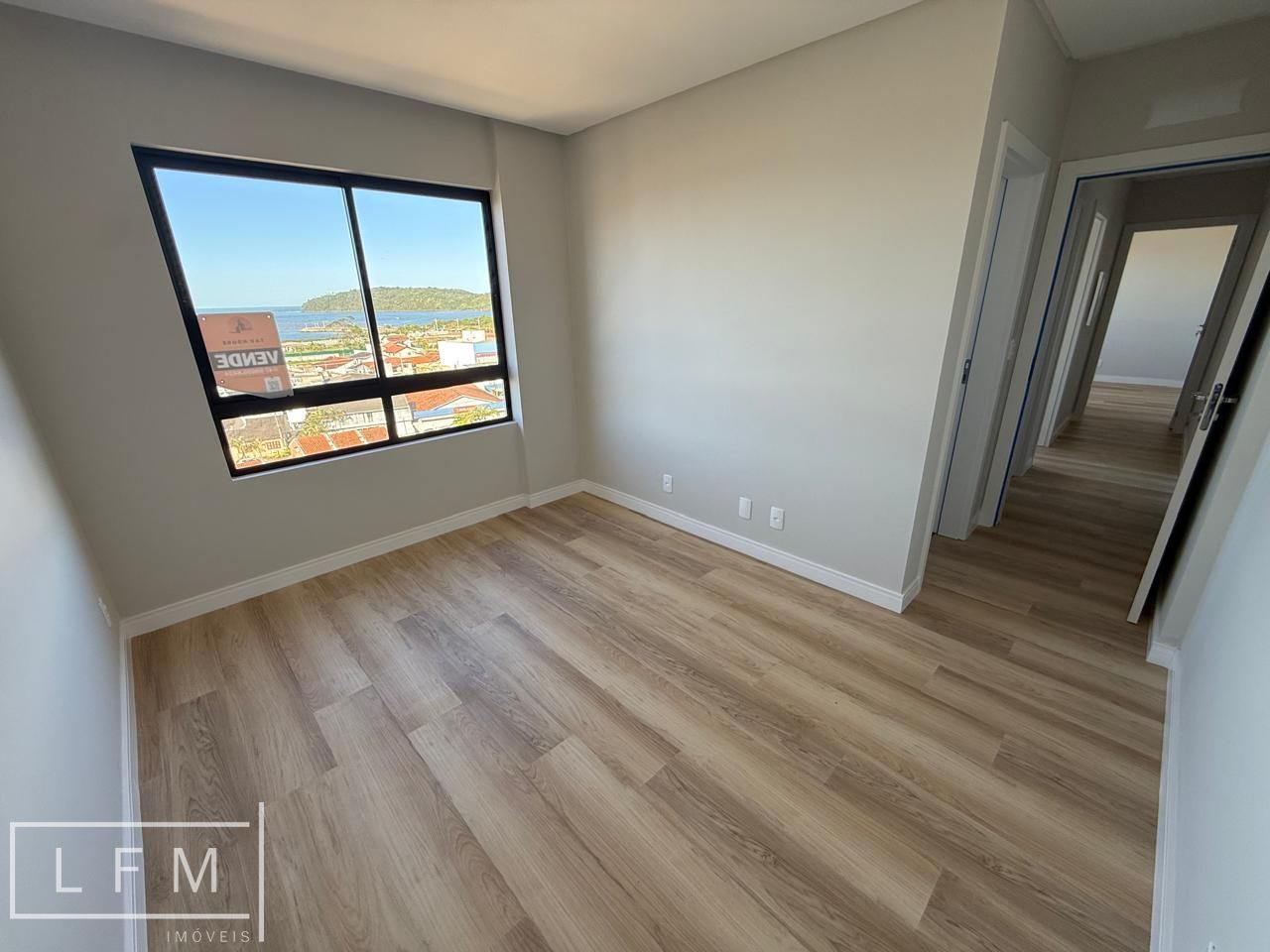 Apartamento novo com vista mar em Balneário Piçarras Sc