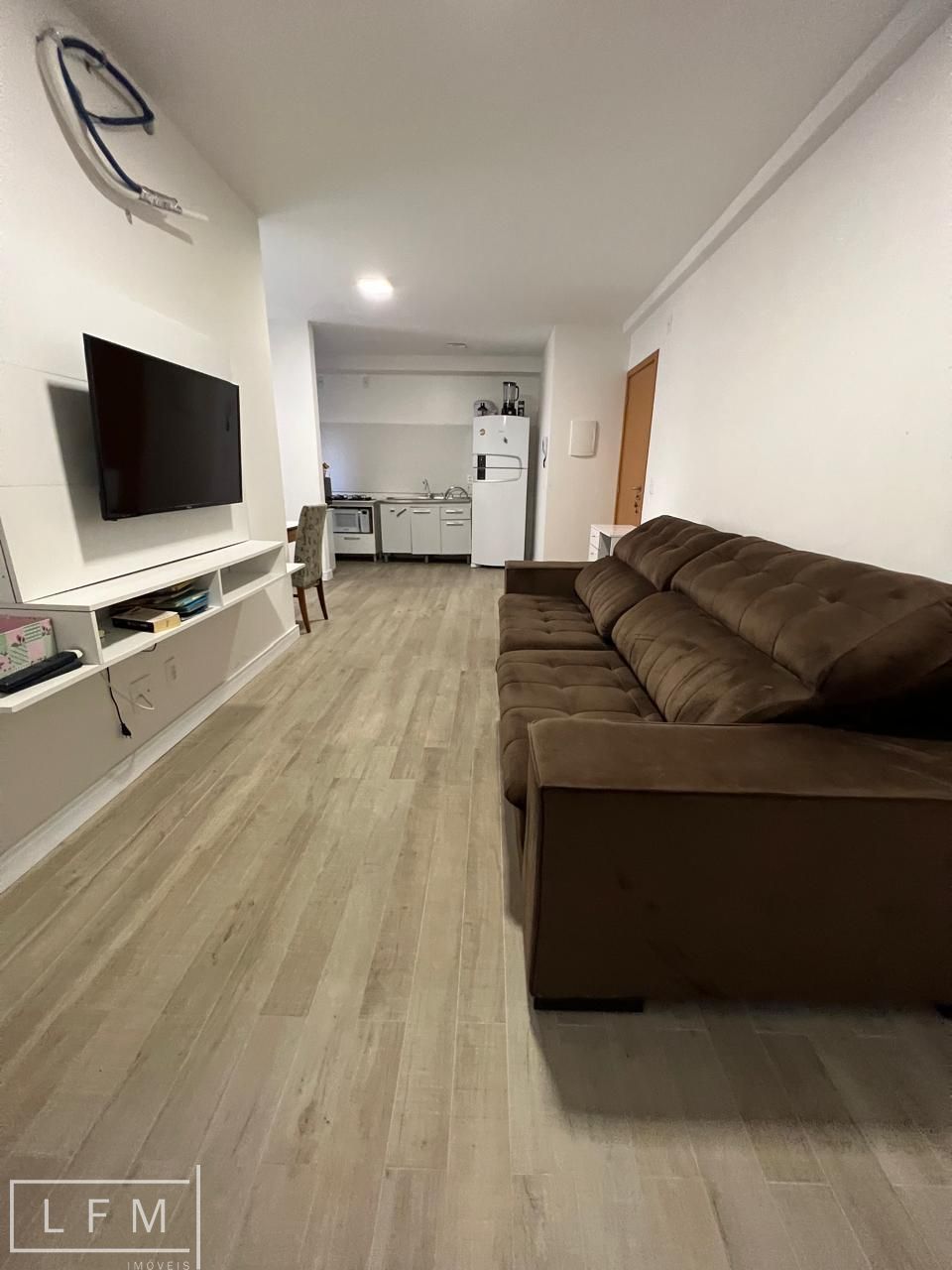 Apartamento à venda com 2 quartos, 64m² - Foto 9