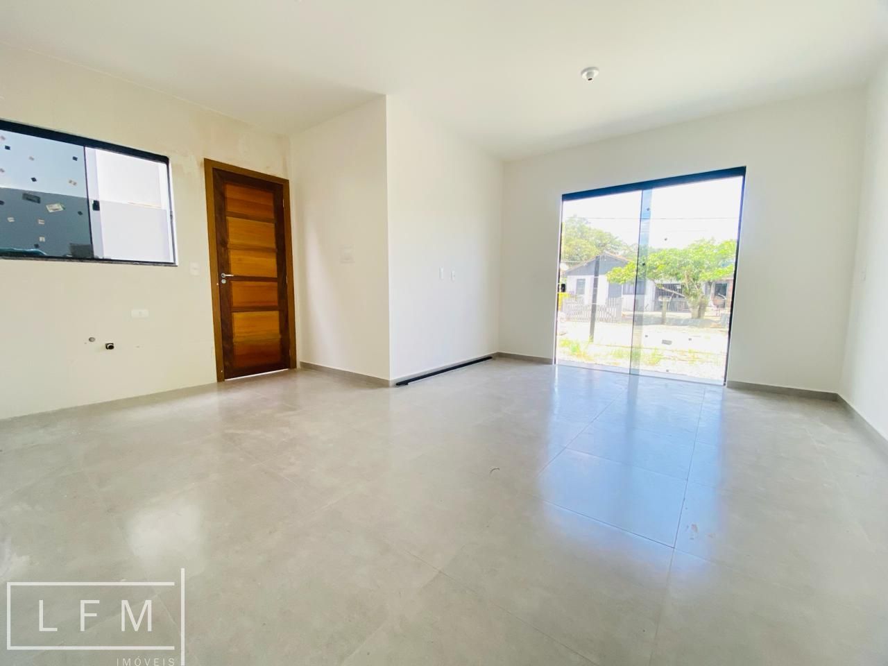 Casa à venda com 2 quartos, 75m² - Foto 14