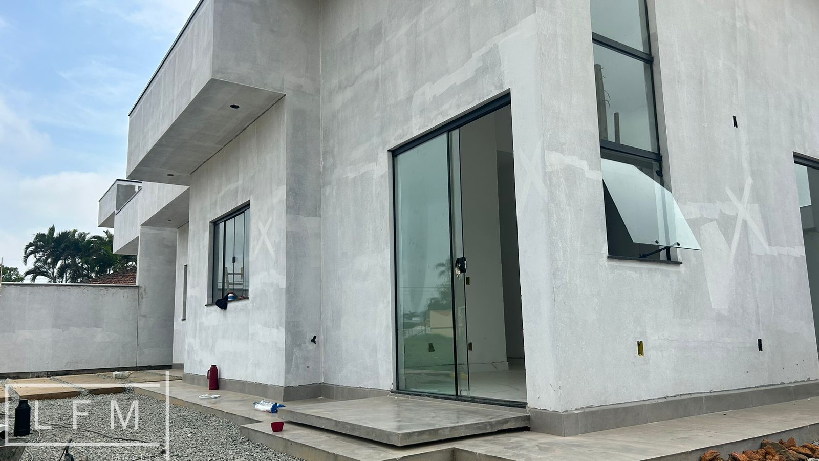 Casa à venda com 2 quartos, 67m² - Foto 2