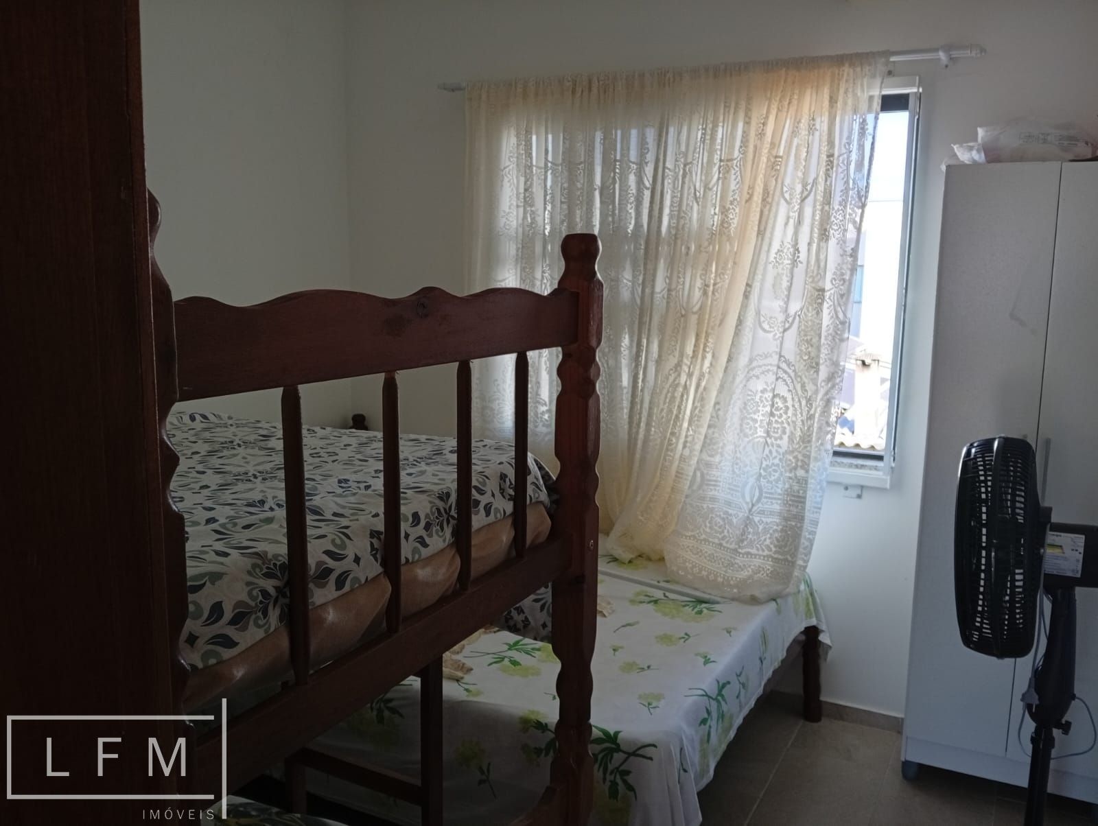 Sobrado mobiliado em Balneario Picarras Sc