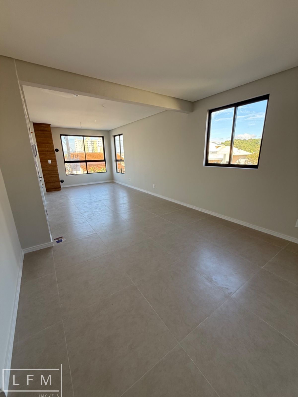 Apartamento com 2 Dormitórios à venda, 87 m² por R$ 650.000,00 Apartamento com 2 Dormitórios à venda, 87 m² por R$ 650.000,00