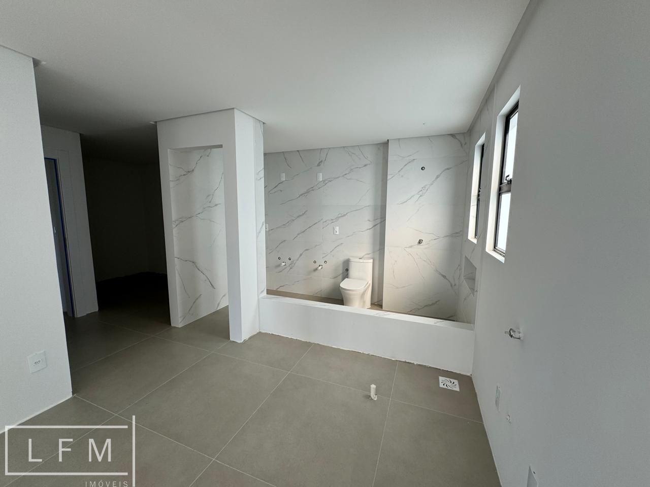 Apartamento à venda com 3 quartos, 134m² - Foto 22