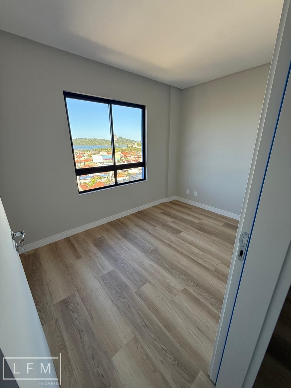 Apartamento novo com vista mar em Balneário Piçarras Sc