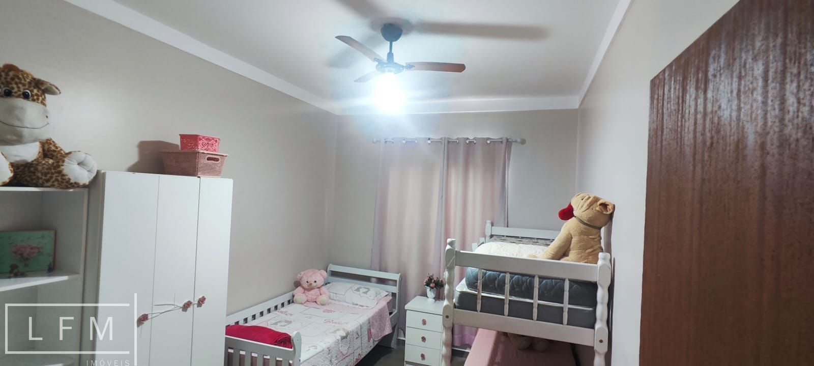 Casa à venda com 3 quartos, 250m² - Foto 39