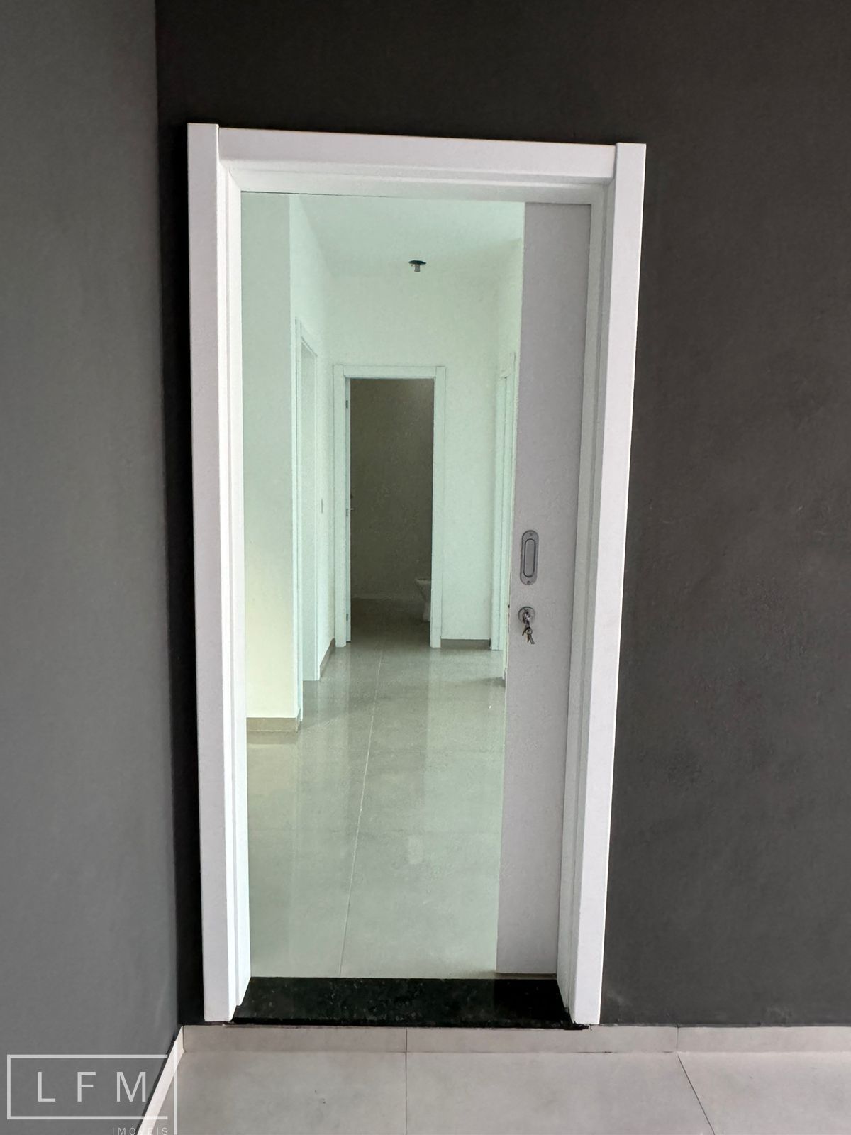 Casa à venda com 2 quartos, 83m² - Foto 19