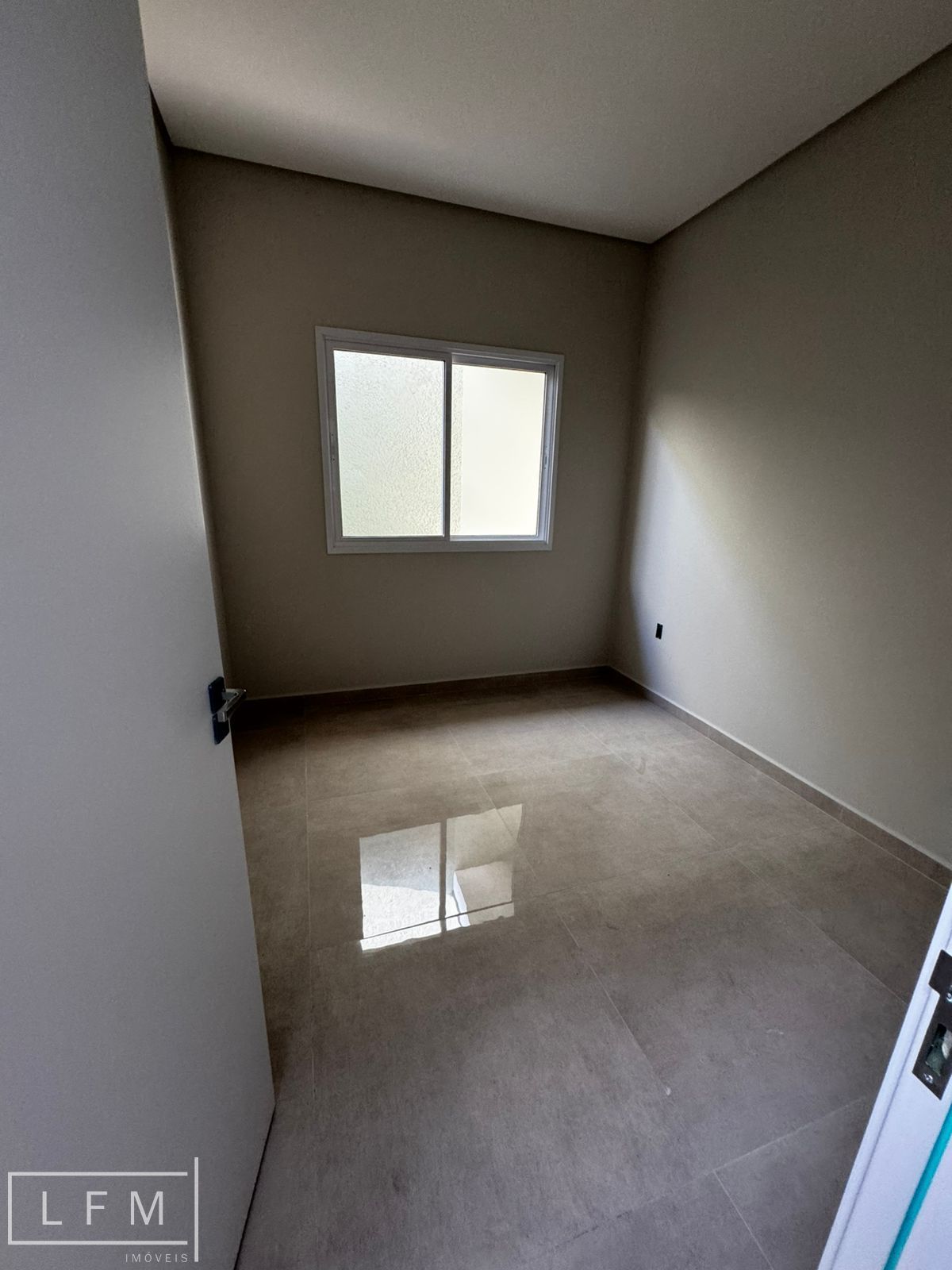 Casa geminada alto padrão pronta para morar em Barra Velha Sc