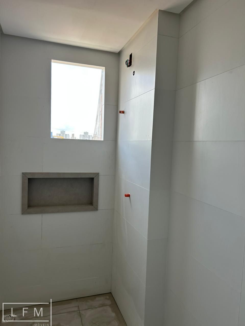 Apartamento à venda com 2 quartos, 87m² - Foto 10