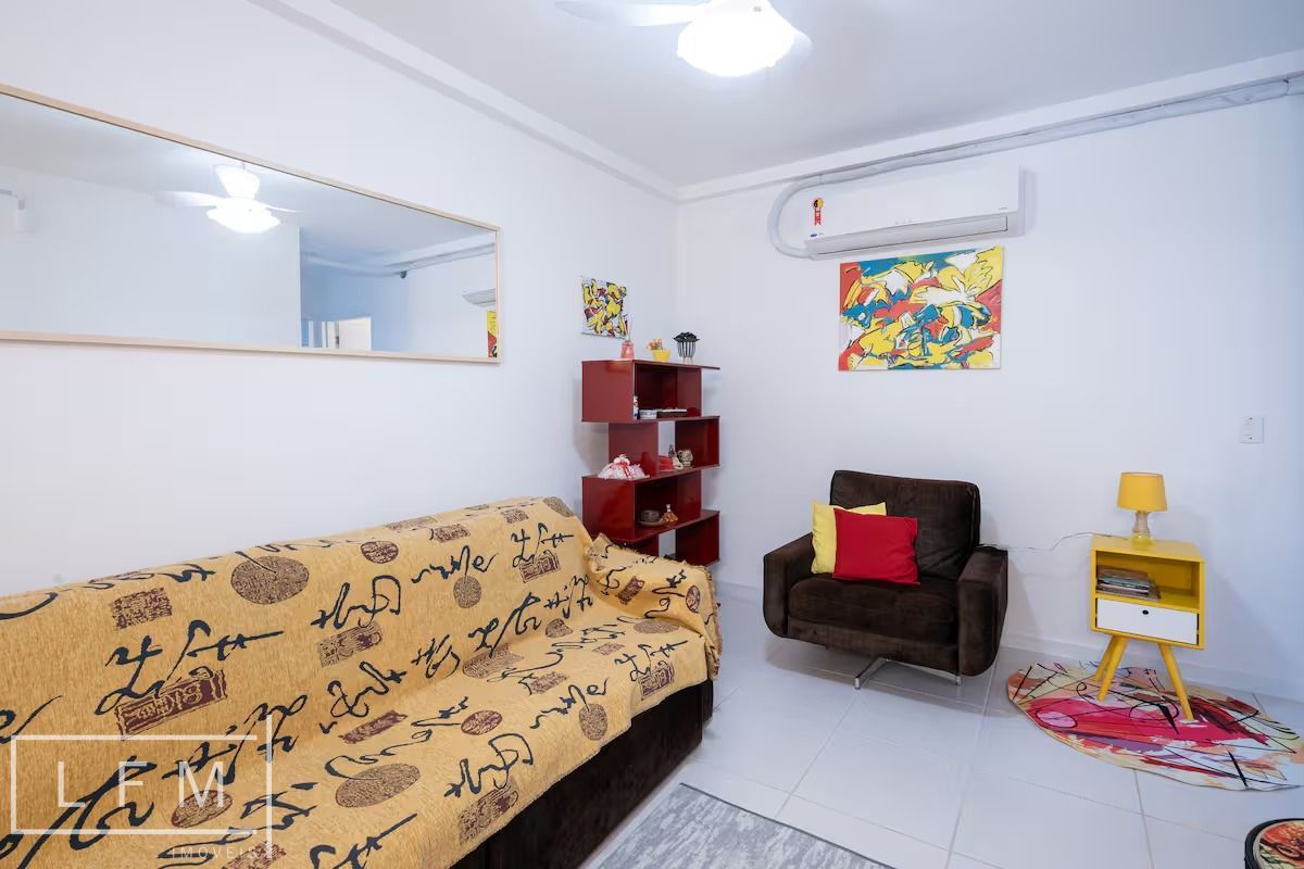 Apartamento mobiliado em home club santorini rogga