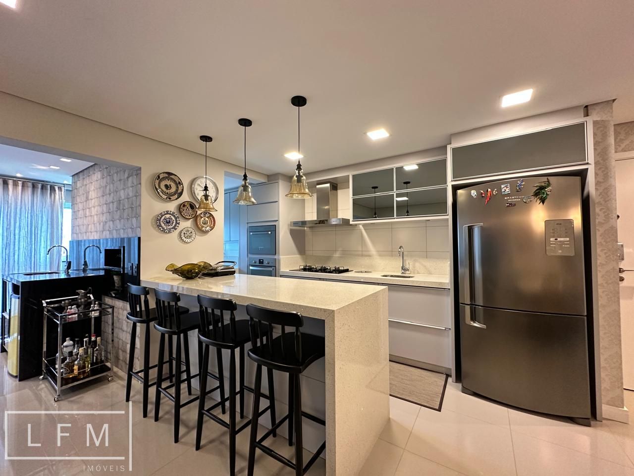 Apartamento mobiliado em home club