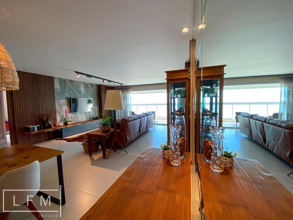 Apartamento tres suite todo mobiliado em Balneário Piçarras Sc