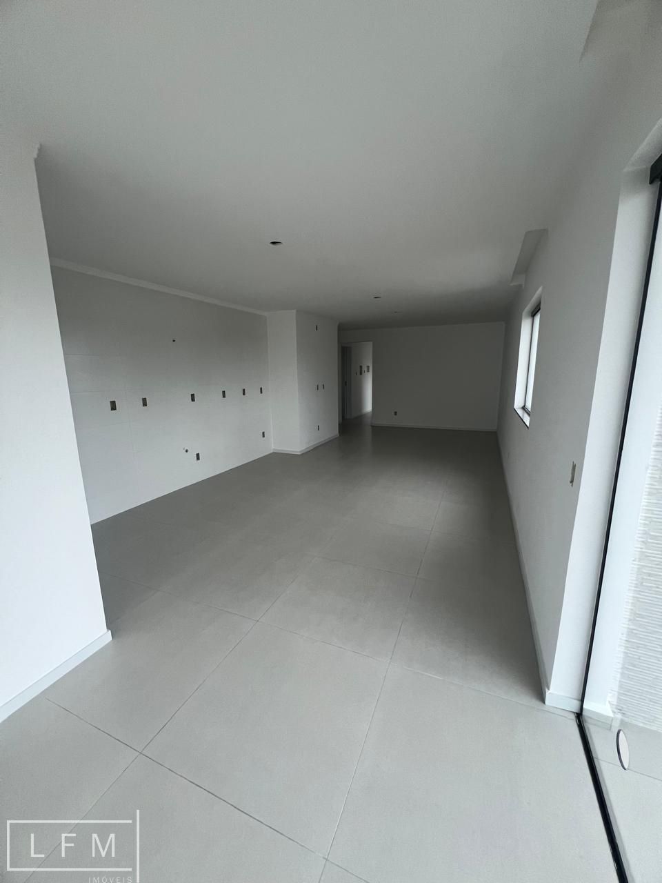 Apartamento à venda com 3 quartos, 97m² - Foto 18