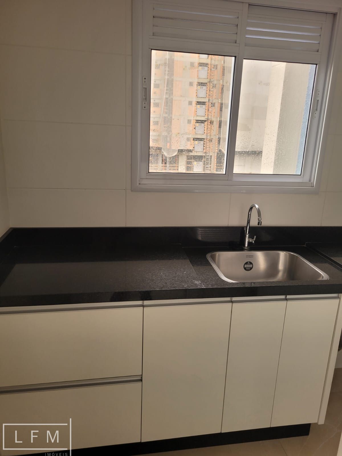 Apartamento à venda com 3 quartos, 115m² - Foto 18