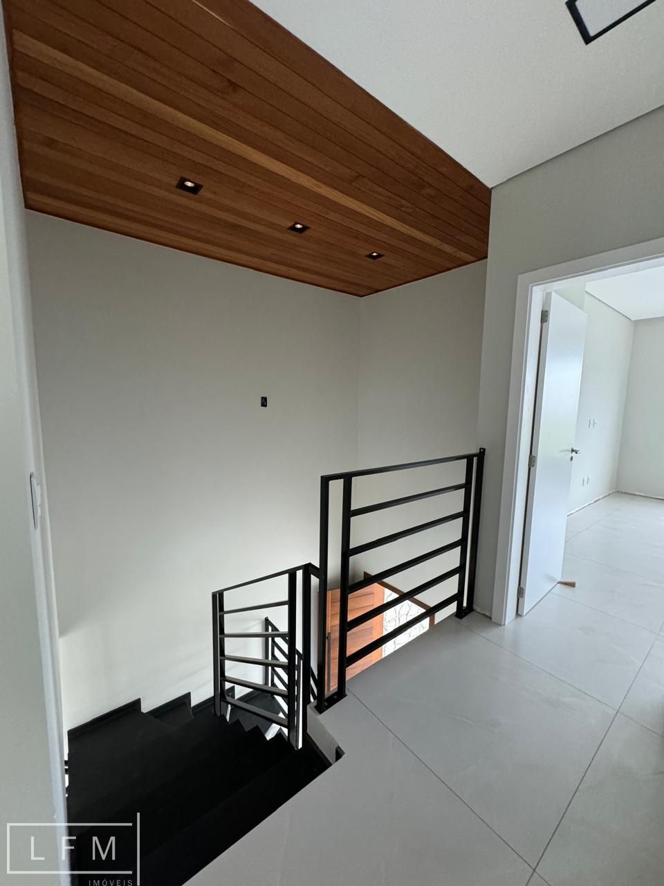 Sobrado à venda com 3 quartos, 200m² - Foto 17