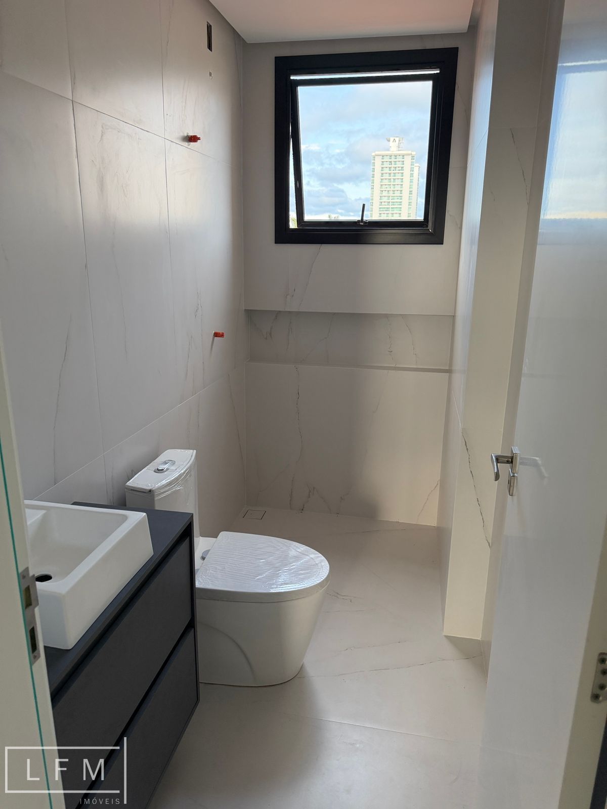 Apartamento próximo do mar em Balneário Piçarras Sc