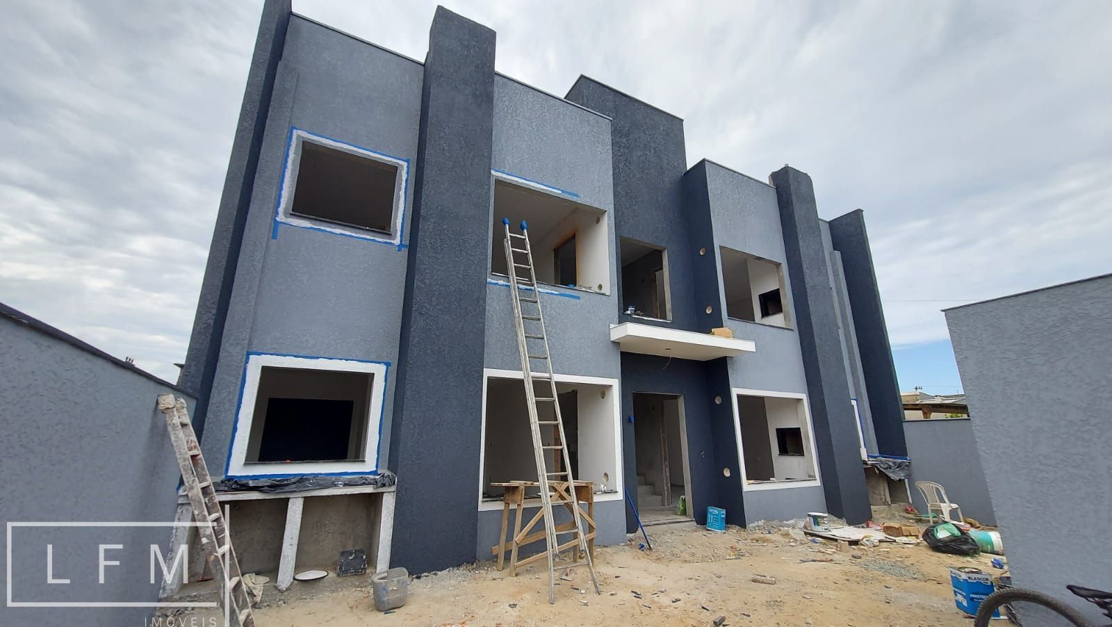 Apartamento à venda  no Itacolomi - Balneário Piçarras, SC. Imóveis