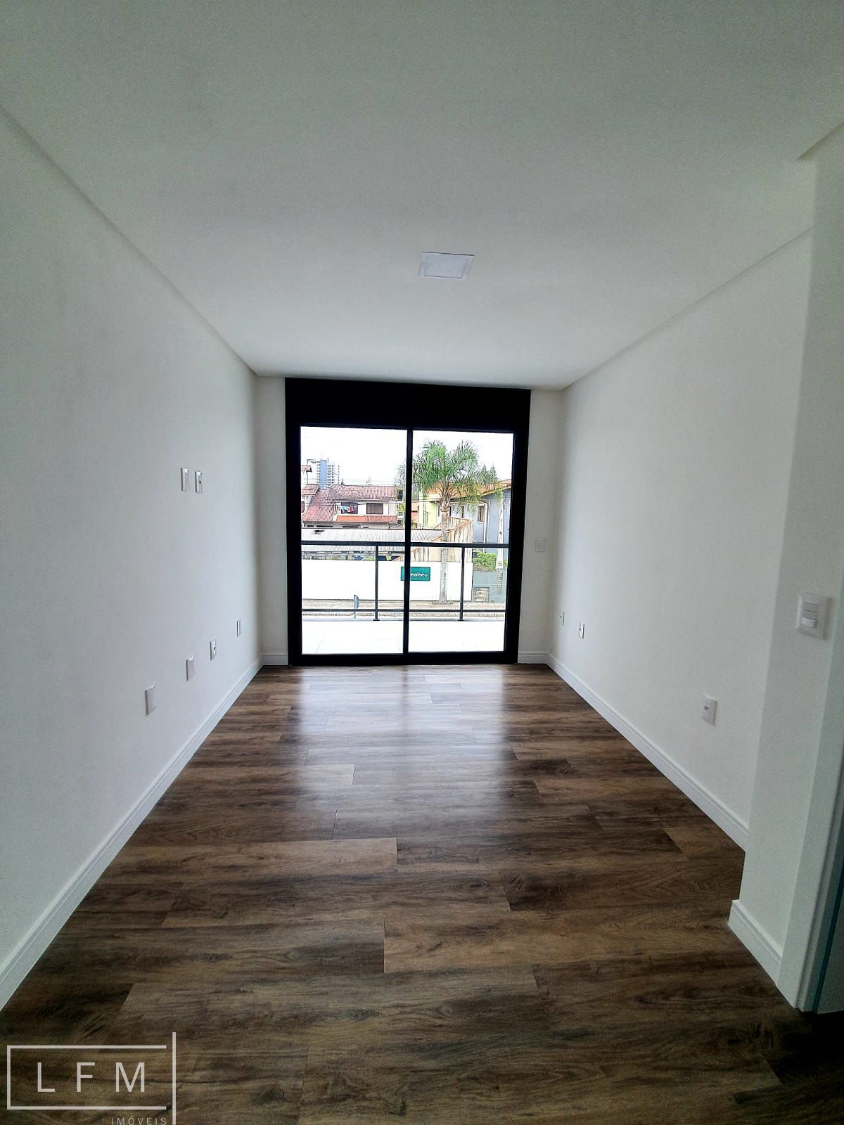 Casa de Condomínio à venda com 5 quartos, 250m² - Foto 13