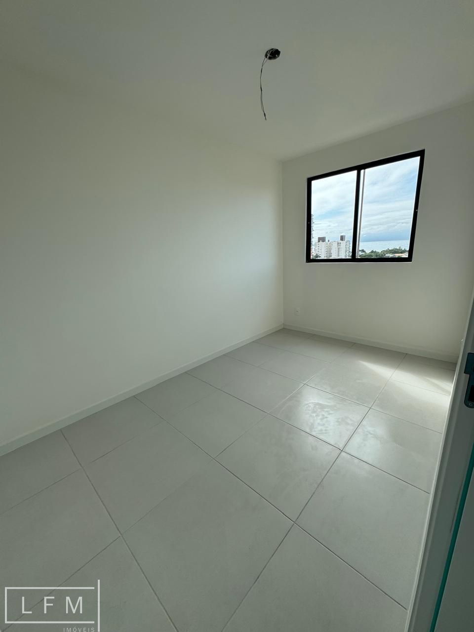 Apartamento à venda com 2 quartos, 63m² - Foto 26