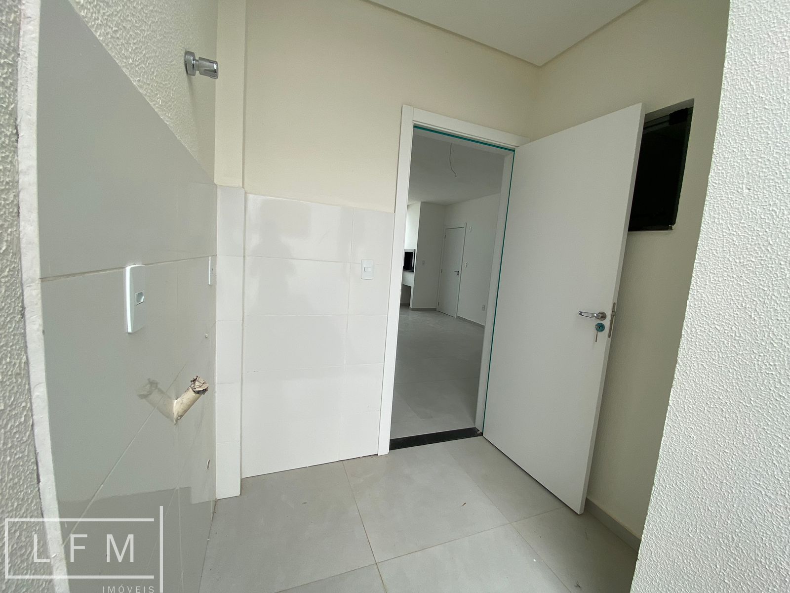 Apartamento à venda com 2 quartos, 70m² - Foto 18