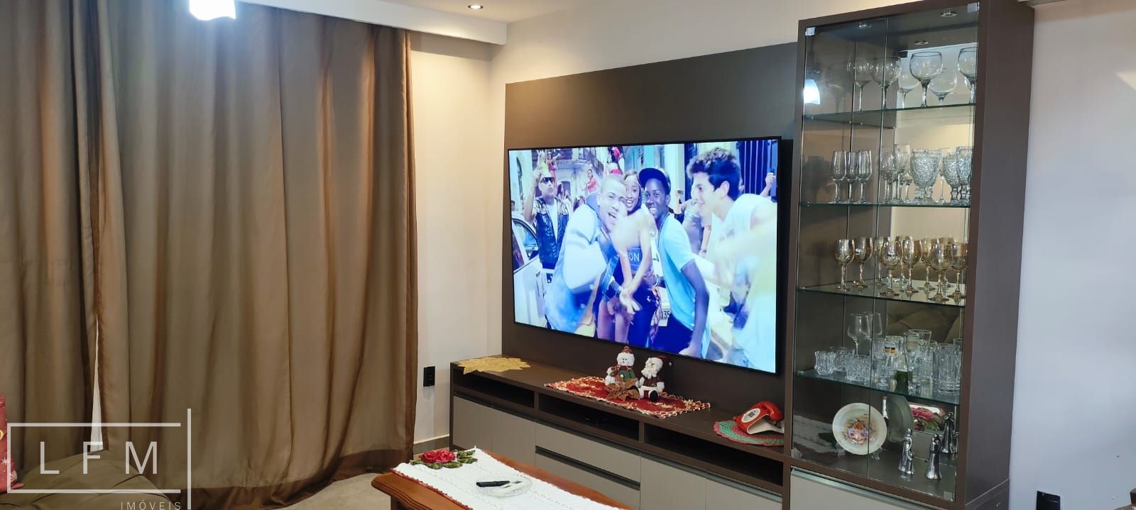 Casa à venda com 3 quartos, 250m² - Foto 15