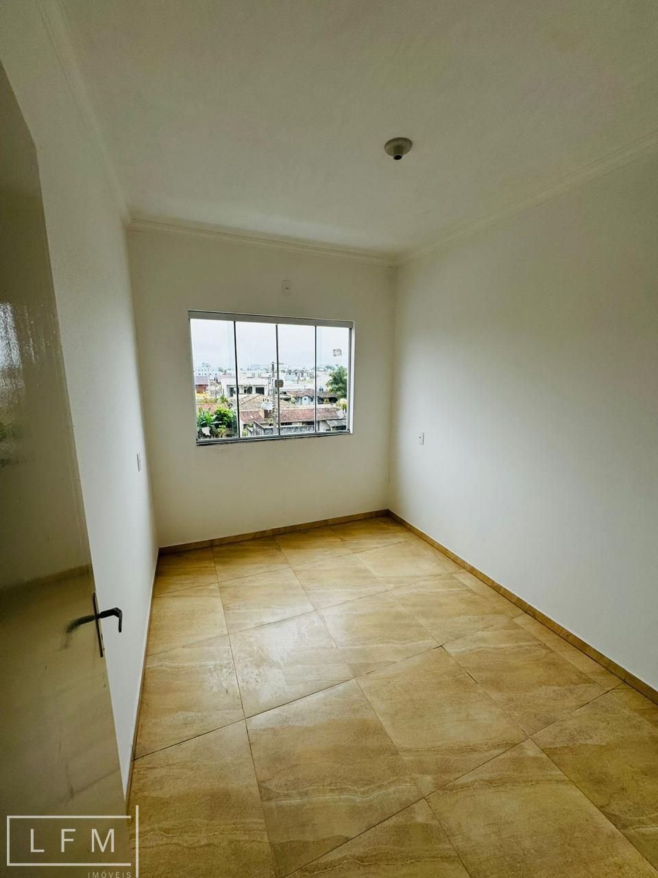 Apartamento à venda com 3 quartos, 76m² - Foto 8