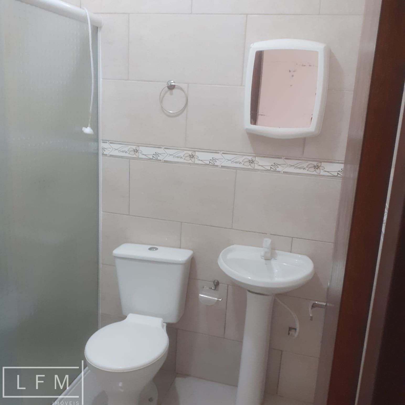 Casa à venda com 2 quartos, 60m² - Foto 16