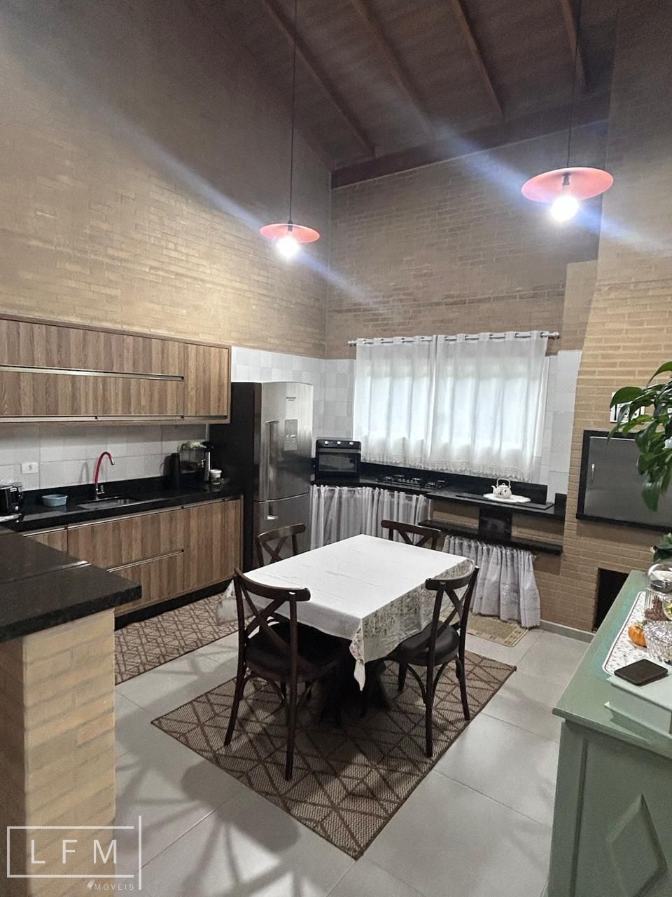 Casa, 3 quartos, 240 m² - Foto 20