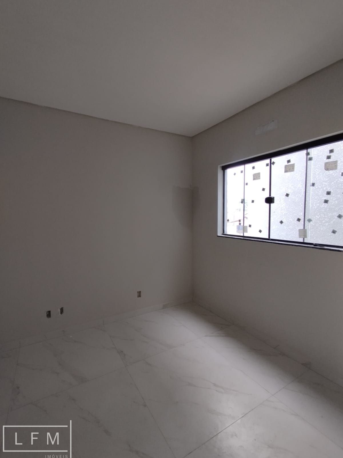 Apartamento à venda com 3 quartos, 75m² - Foto 12